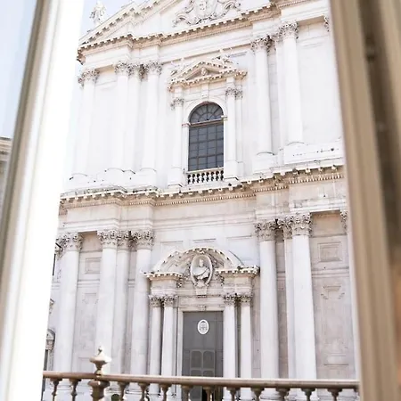 Apartment Piazza Duomo Cathedral View Brescia