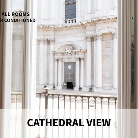 Piazza Duomo Cathedral View *