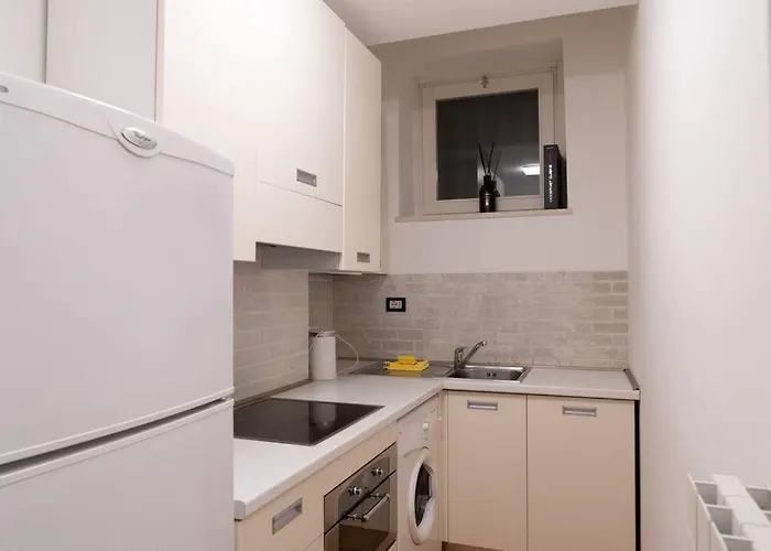 Piazza Duomo Cathedral View Brescia