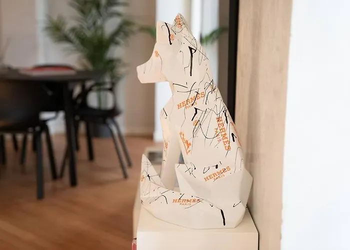 Piazza Duomo Cathedral View * Brescia